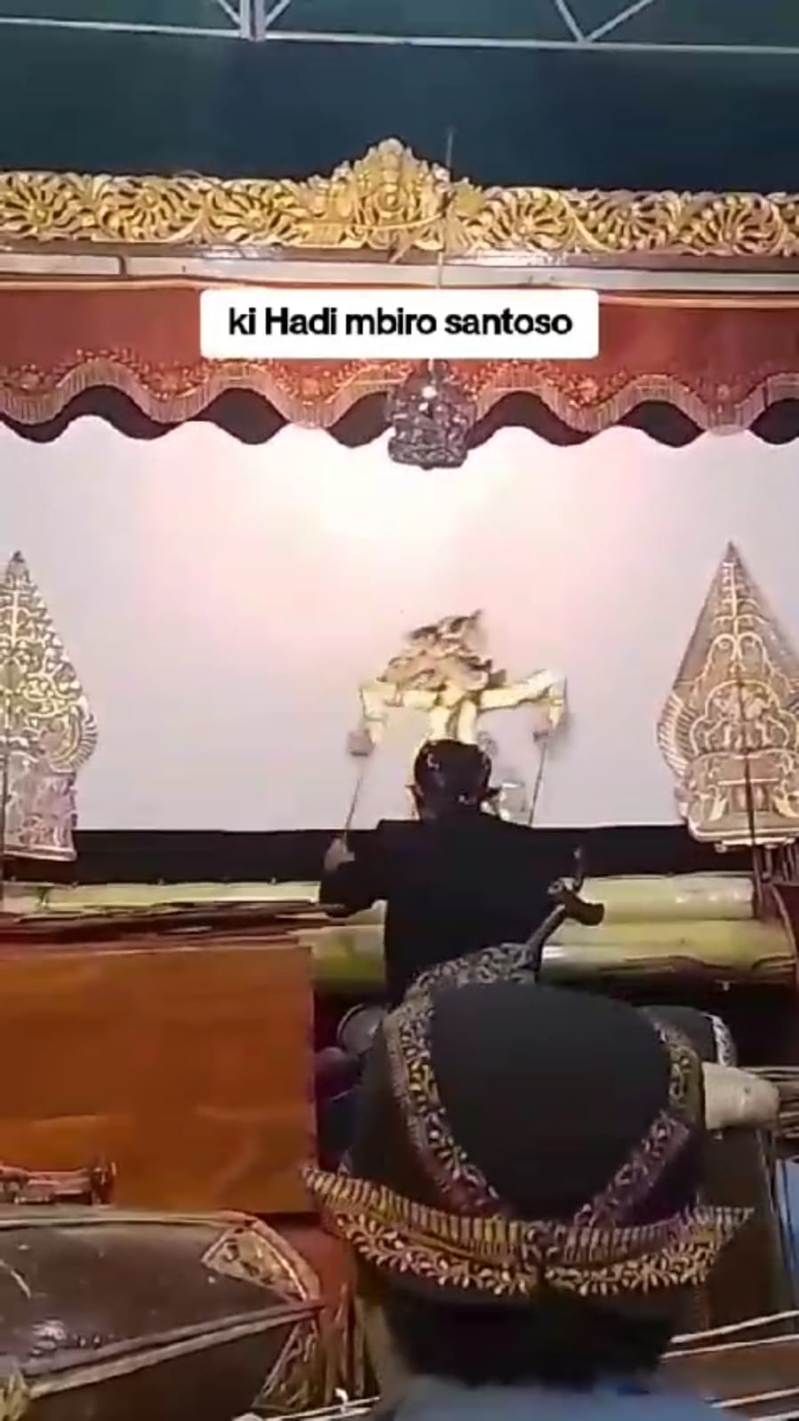 Dalang Wayang Kulit